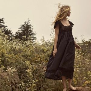 DÔEN CROCHET BLACK DRESS🖤